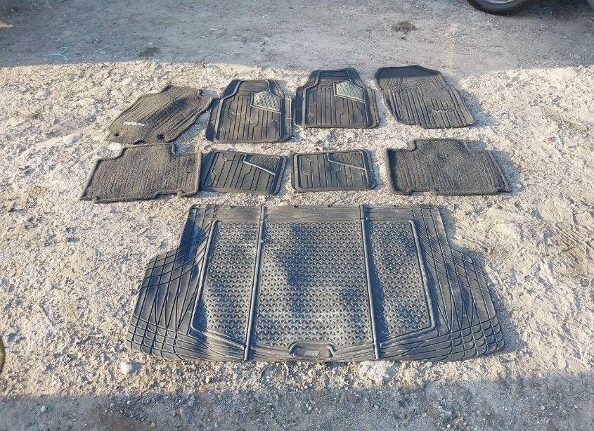 Photo 18 of 2018 Toyota Rav4 LIMITED (VIN 2T3YFREV6JW414553)