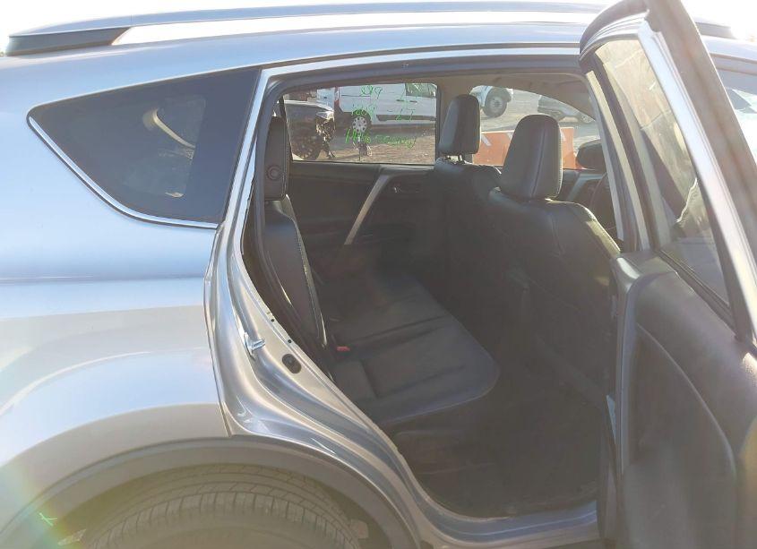 Photo 8 of 2018 Toyota Rav4 LIMITED (VIN 2T3YFREV6JW414553)