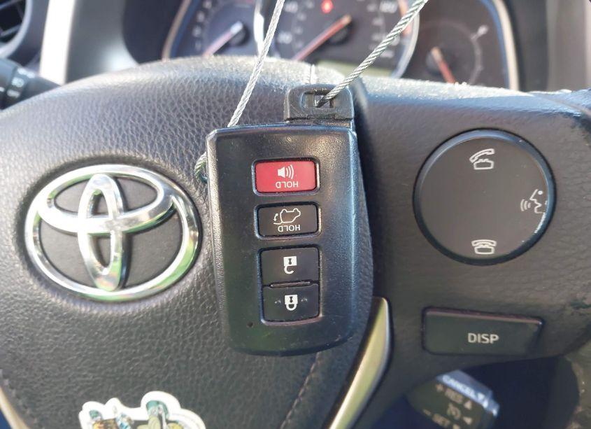 Photo 11 of 2013 Toyota Rav4 LIMITED (VIN 2T3YFREV7DW065987)
