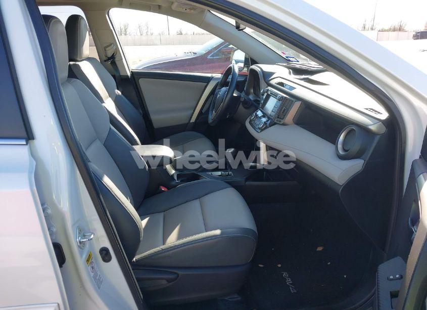 Photo 5 of 2014 Toyota Rav4 LIMITED (VIN 2T3YFREV7EW104305)