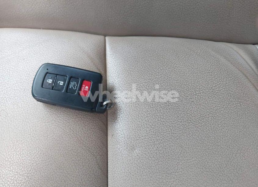 Photo 11 of 2015 Toyota Rav4 LIMITED (VIN 2T3YFREV7FW181614)