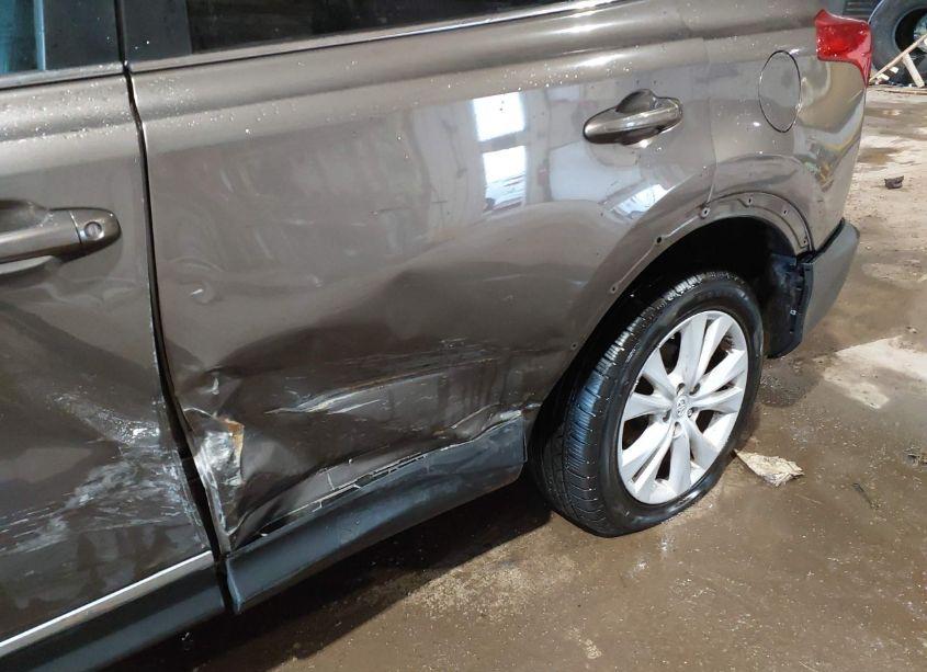 Photo 18 of 2015 Toyota Rav4 LIMITED (VIN 2T3YFREV7FW192841)