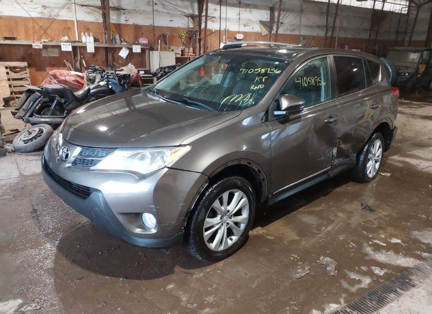 Photo 2 of 2015 Toyota Rav4 LIMITED (VIN 2T3YFREV7FW192841)