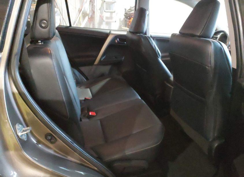 Photo 8 of 2015 Toyota Rav4 LIMITED (VIN 2T3YFREV7FW192841)