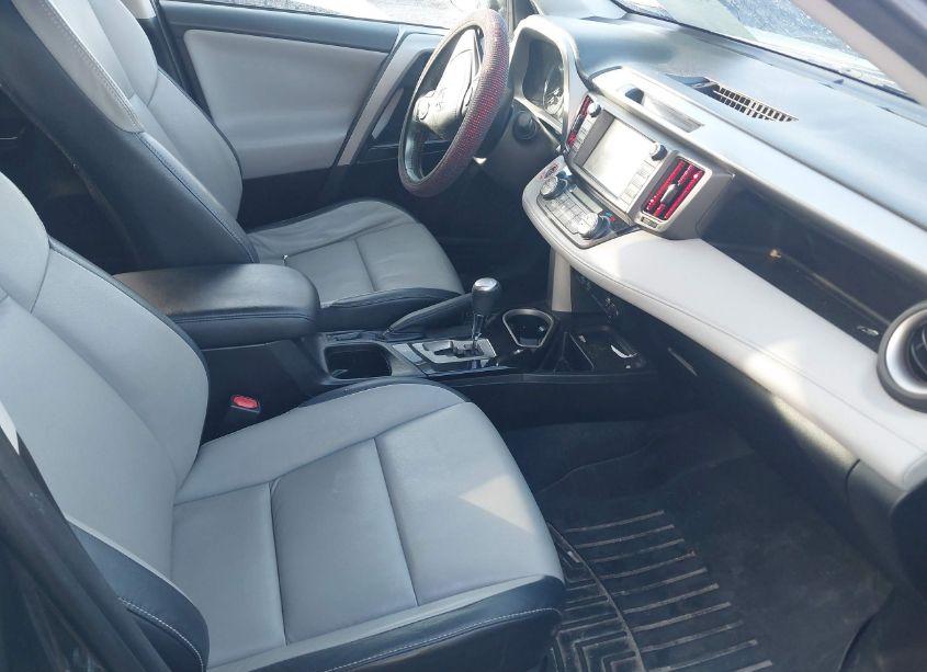 Photo 5 of 2016 Toyota Rav4 LIMITED (VIN 2T3YFREV7GW272979)