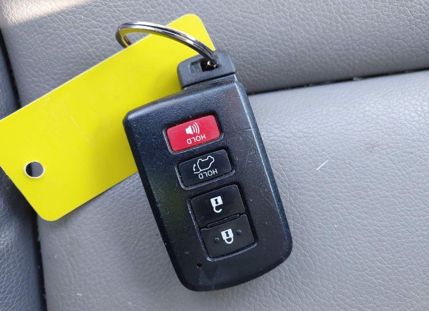 Photo 11 of 2015 Toyota Rav4 LIMITED (VIN 2T3YFREV8FW179001)