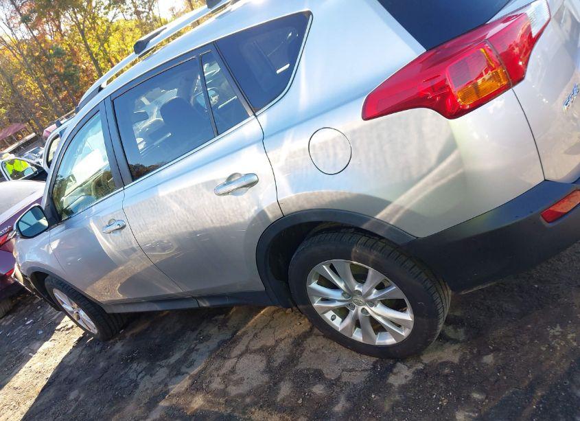 Photo 14 of 2015 Toyota Rav4 LIMITED (VIN 2T3YFREV8FW216189)