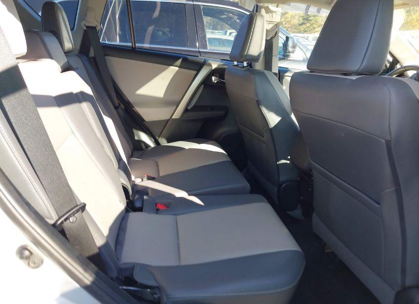 Photo 8 of 2015 Toyota Rav4 LIMITED (VIN 2T3YFREV8FW216189)