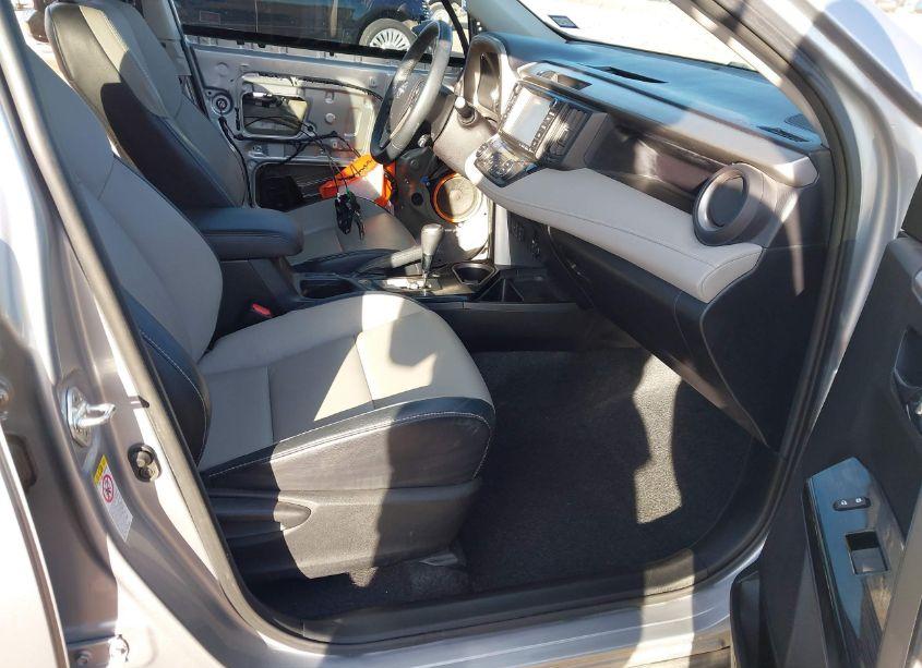 Photo 5 of 2016 Toyota Rav4 LIMITED (VIN 2T3YFREV8GW307755)