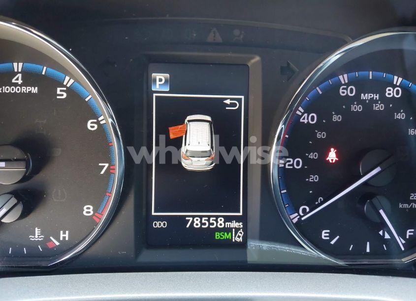 Photo 15 of 2018 Toyota Rav4 LIMITED (VIN 2T3YFREV8JW522835)