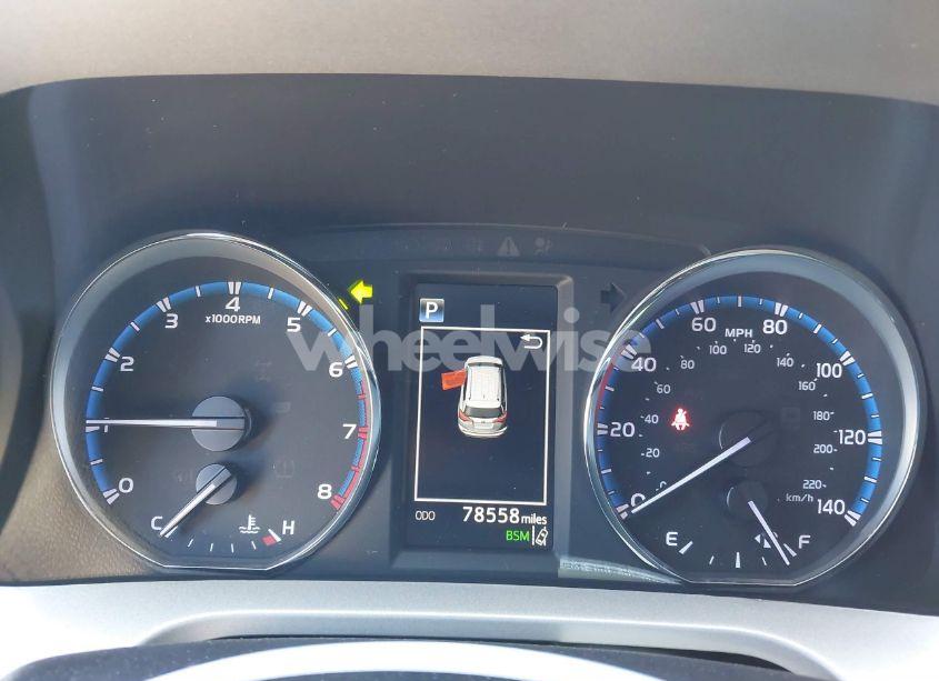 Photo 7 of 2018 Toyota Rav4 LIMITED (VIN 2T3YFREV8JW522835)