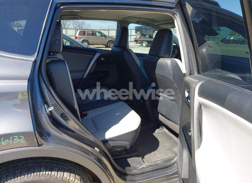 Photo 8 of 2018 Toyota Rav4 LIMITED (VIN 2T3YFREV8JW522835)