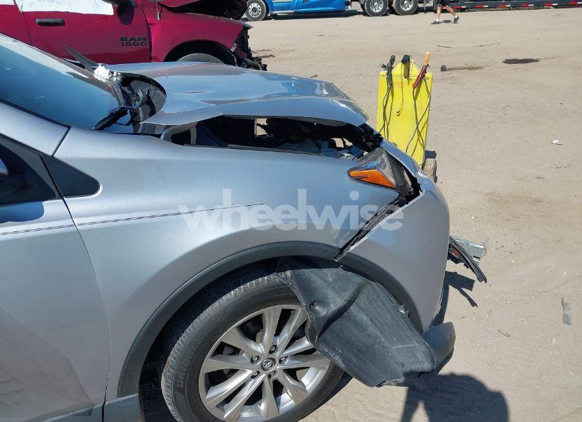 Photo 20 of 2018 Toyota Rav4 LIMITED (VIN 2T3YFREV9JW416782)