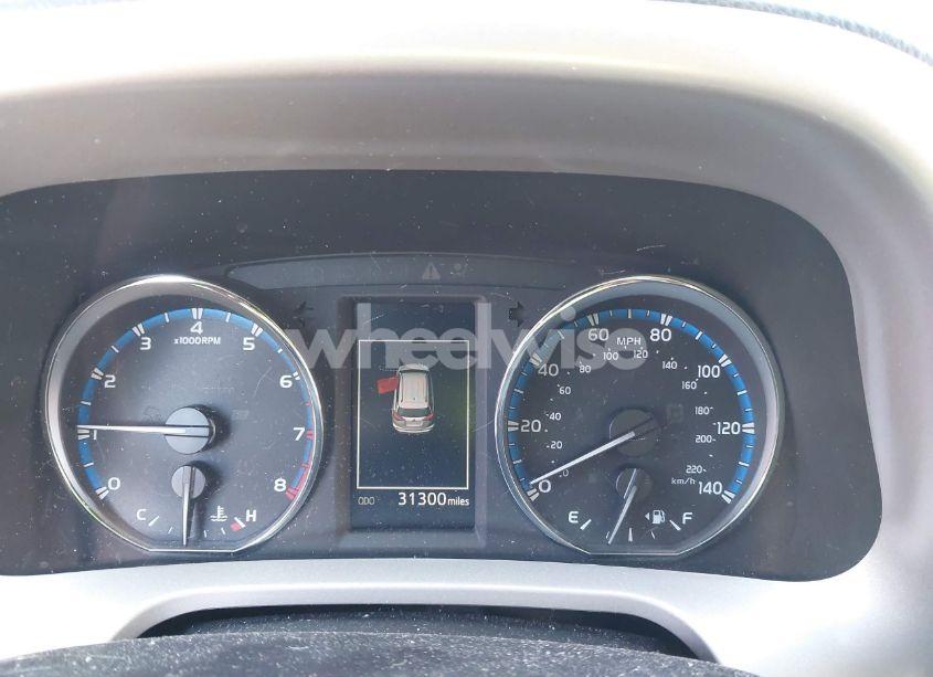 Photo 7 of 2018 Toyota Rav4 LIMITED (VIN 2T3YFREV9JW416782)