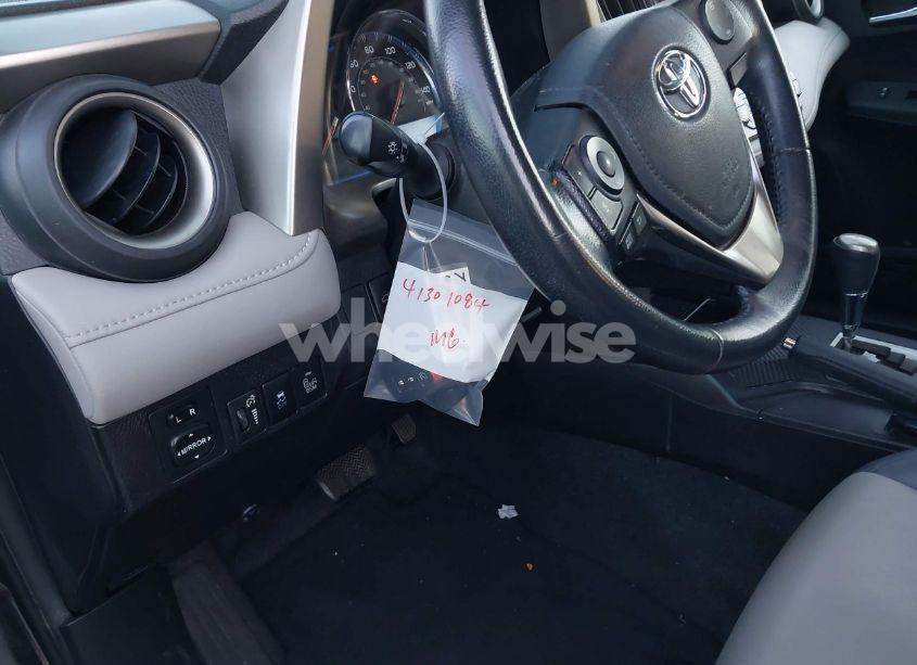 Photo 17 of 2015 Toyota Rav4 LIMITED (VIN 2T3YFREVXFW229042)