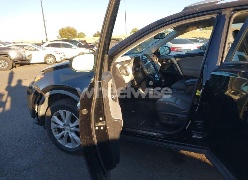 Photo 5 of 2015 Toyota Rav4 LIMITED (VIN 2T3YFREVXFW229042)