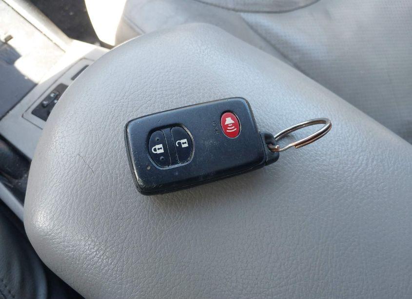 Photo 11 of 2010 Toyota Rav4 LIMITED (VIN 2T3YK4DV7AW008443)