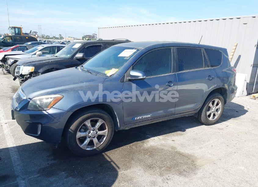 Photo 2 of 2013 Toyota Rav4 EV (VIN 2T3YL4DV3DW001586)