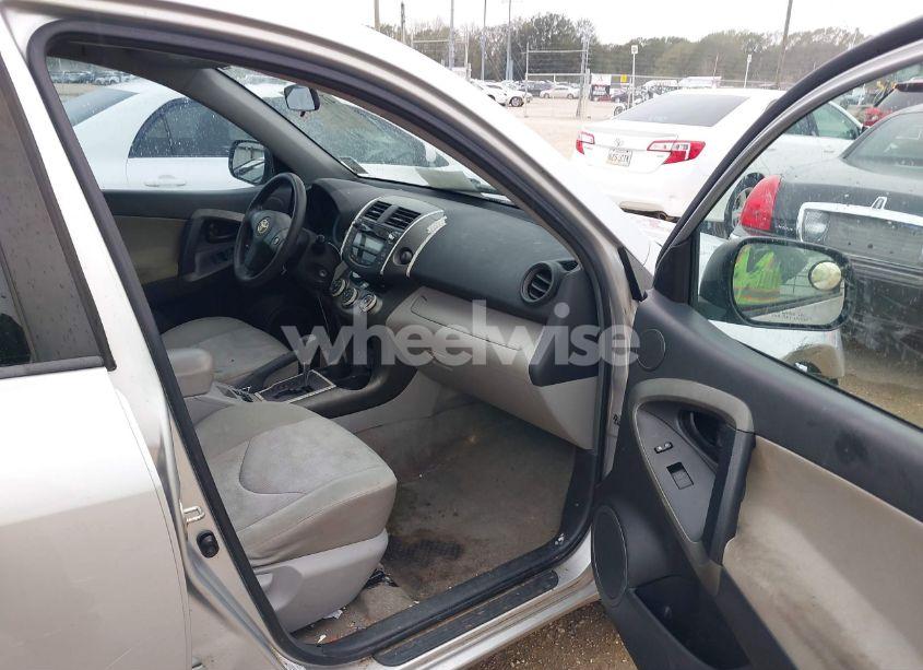 Photo 5 of 2009 Toyota Rav4 (VIN 2T3ZF33V09W002225)