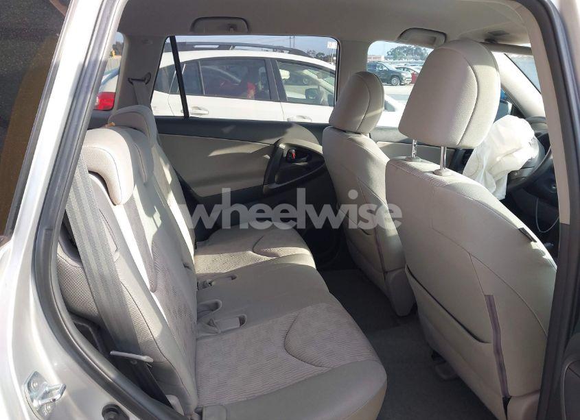 Photo 8 of 2011 Toyota Rav4 (VIN 2T3ZF4DV0BW063083)