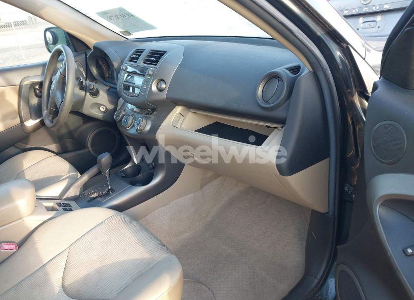 Photo 5 of 2011 Toyota Rav4 (VIN 2T3ZF4DV0BW071989)