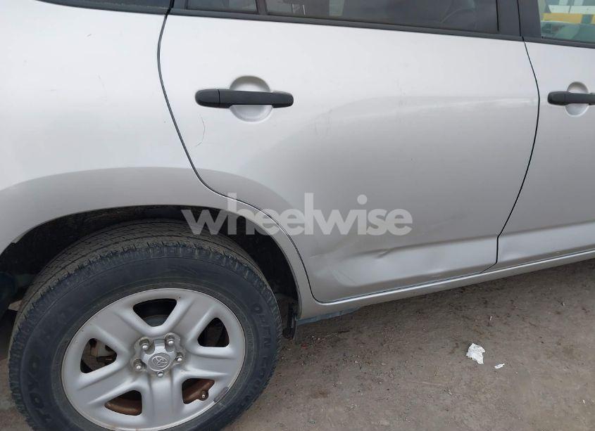 Photo 6 of 2011 Toyota Rav4 (VIN 2T3ZF4DV0BW074228)