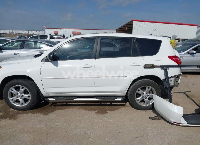 Photo 15 of 2011 Toyota Rav4 (VIN 2T3ZF4DV0BW082216)