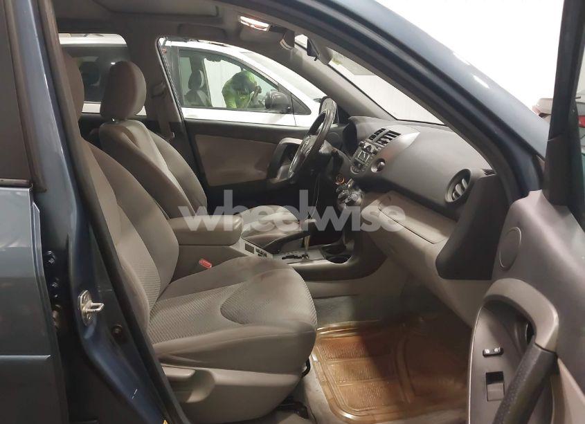 Photo 5 of 2011 Toyota Rav4 (VIN 2T3ZF4DV1BW078644)