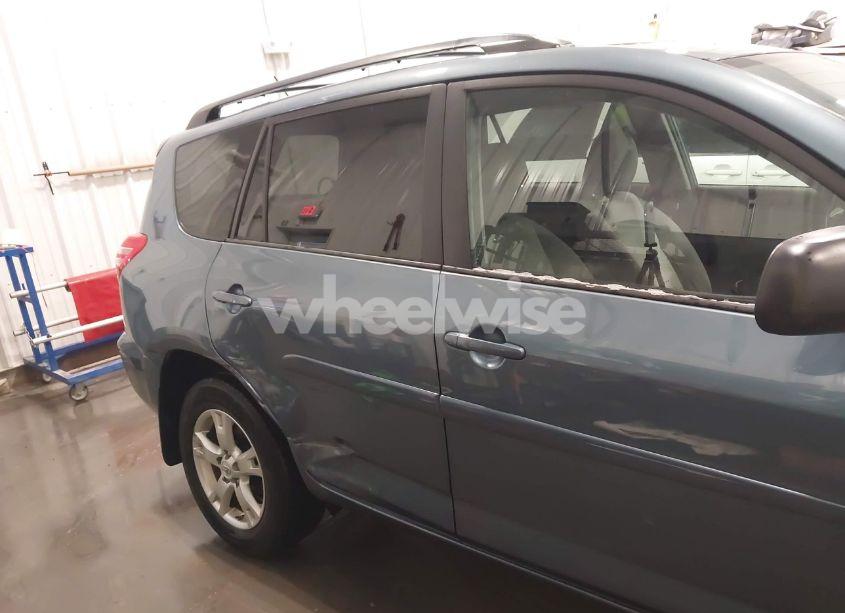 Photo 6 of 2011 Toyota Rav4 (VIN 2T3ZF4DV1BW078644)