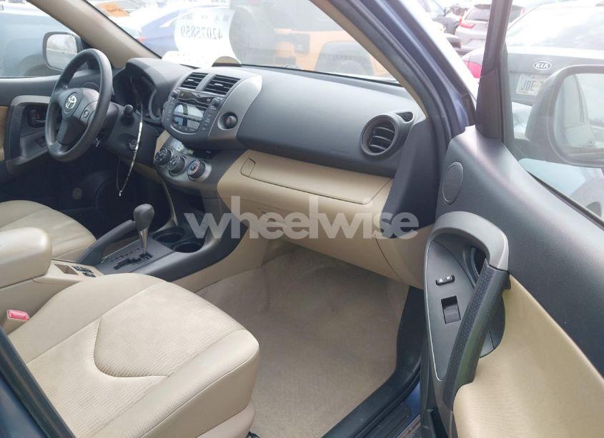 Photo 5 of 2010 Toyota Rav4 (VIN 2T3ZF4DV2AW050253)