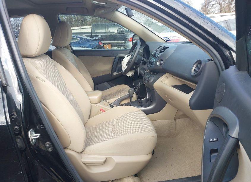 Photo 5 of 2011 Toyota Rav4 (VIN 2T3ZF4DV2BW081715)