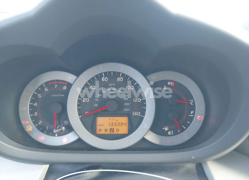 Photo 7 of 2011 Toyota Rav4 (VIN 2T3ZF4DV2BW104605)