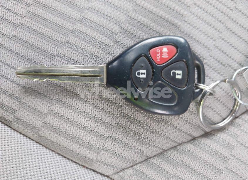 Photo 11 of 2011 Toyota Rav4 (VIN 2T3ZF4DV3BW056581)