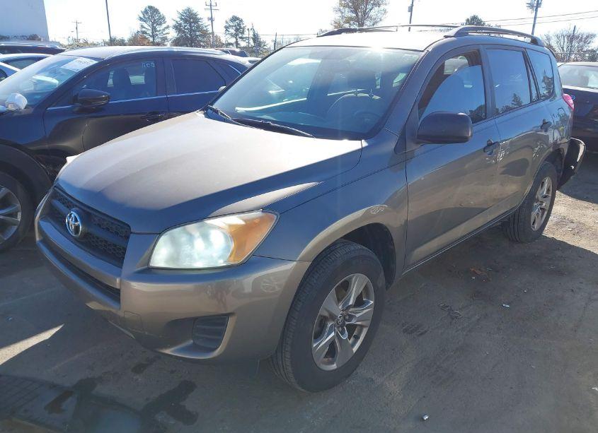 Photo 2 of 2011 Toyota Rav4 BASE (A4) (VIN 2T3ZF4DV3BW073848)