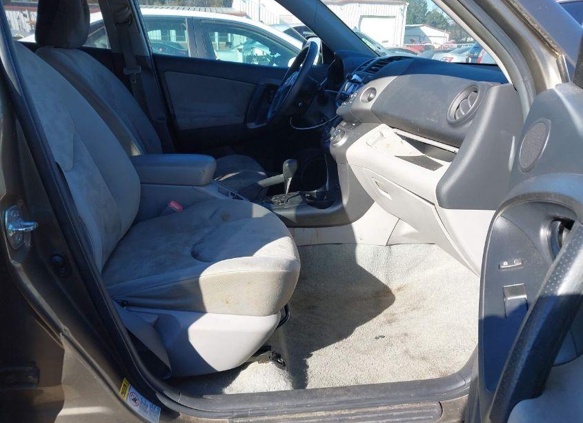 Photo 5 of 2011 Toyota Rav4 BASE (A4) (VIN 2T3ZF4DV3BW073848)