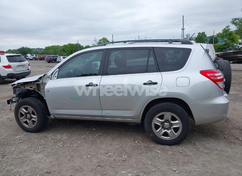 Photo 12 of 2011 Toyota Rav4 N/A (VIN 2T3ZF4DV3BW093338)