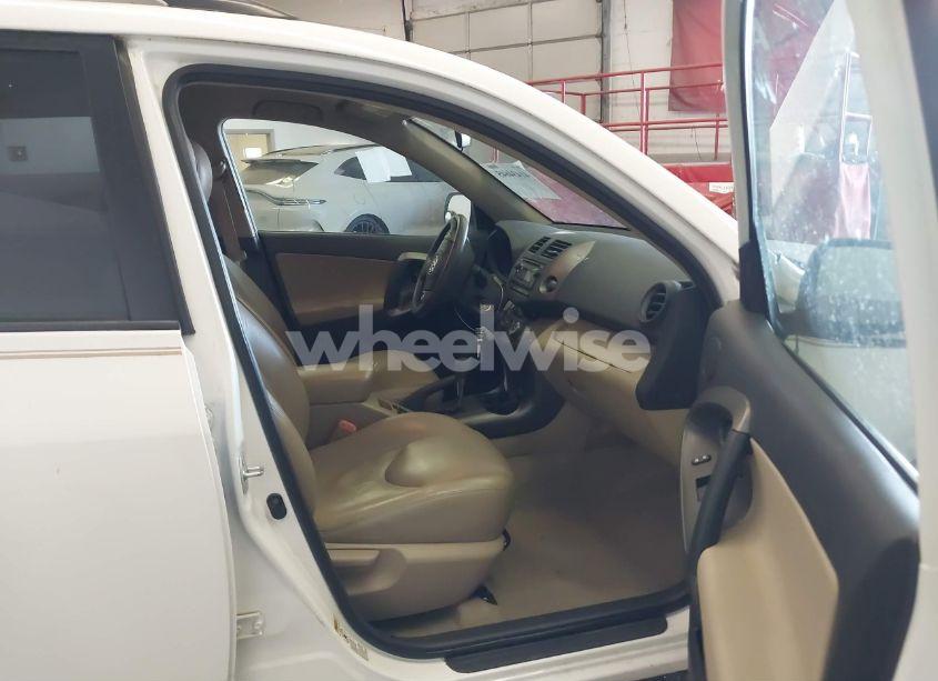 Photo 5 of 2012 Toyota Rav4 (VIN 2T3ZF4DV3CW152597)