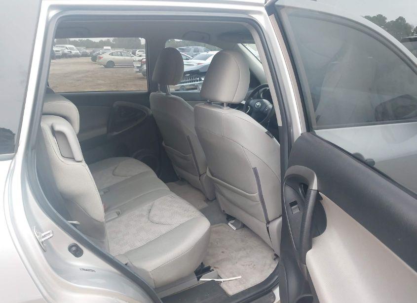 Photo 8 of 2011 Toyota Rav4 (VIN 2T3ZF4DV4BW064110)