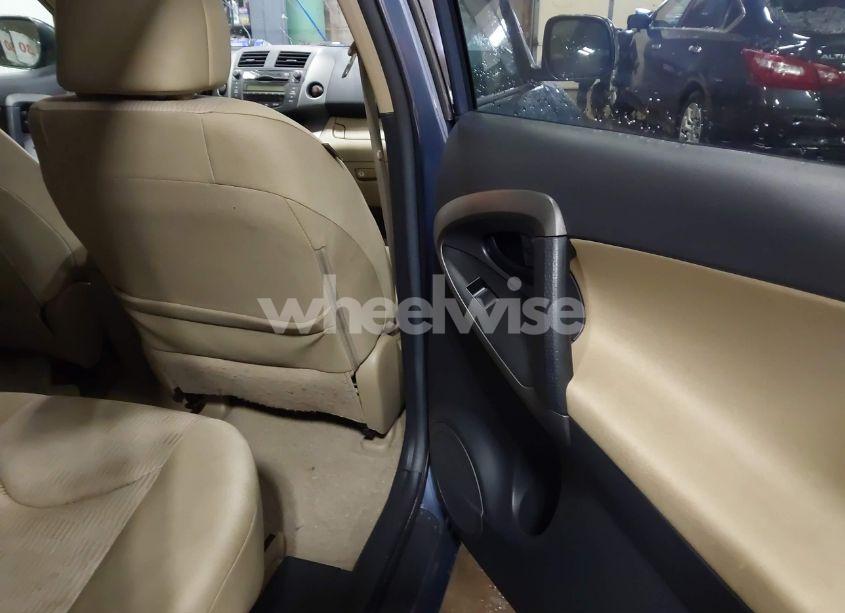 Photo 8 of 2011 Toyota Rav4 (VIN 2T3ZF4DV4BW090710)