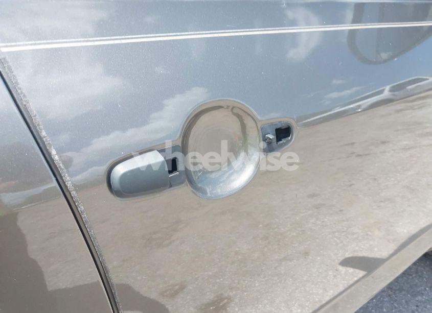 Photo 6 of 2011 Toyota Rav4 (VIN 2T3ZF4DV4BW095261)