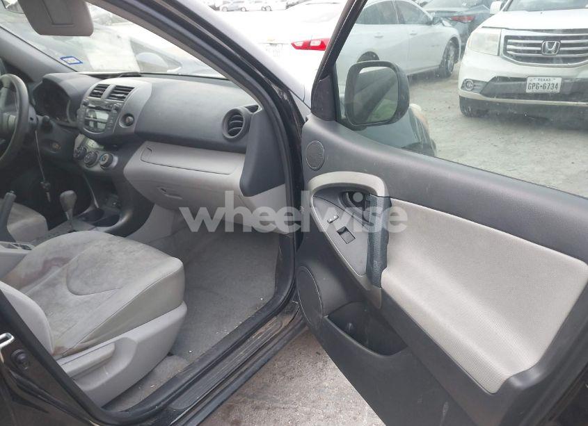 Photo 5 of 2010 Toyota Rav4 (VIN 2T3ZF4DV5AW043541)