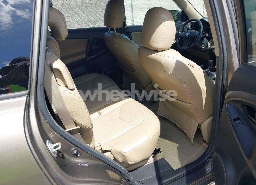 Photo 8 of 2011 Toyota Rav4 (VIN 2T3ZF4DV5BW079392)