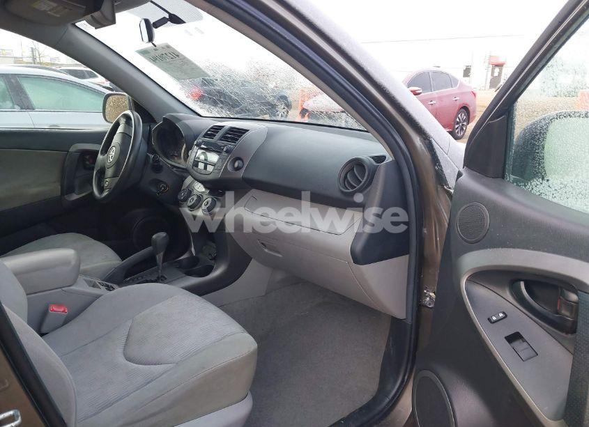 Photo 5 of 2011 Toyota Rav4 (VIN 2T3ZF4DV5BW100659)