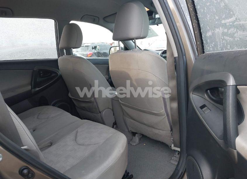 Photo 8 of 2011 Toyota Rav4 (VIN 2T3ZF4DV5BW100659)