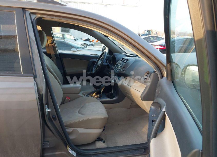 Photo 5 of 2012 Toyota Rav4 (VIN 2T3ZF4DV5CW133887)