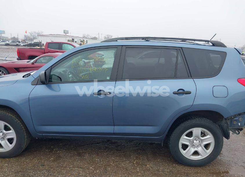 Photo 14 of 2011 Toyota Rav4 (VIN 2T3ZF4DV6BW055747)