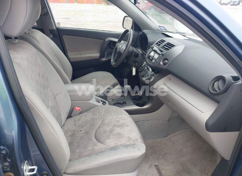 Photo 5 of 2011 Toyota Rav4 (VIN 2T3ZF4DV6BW055747)