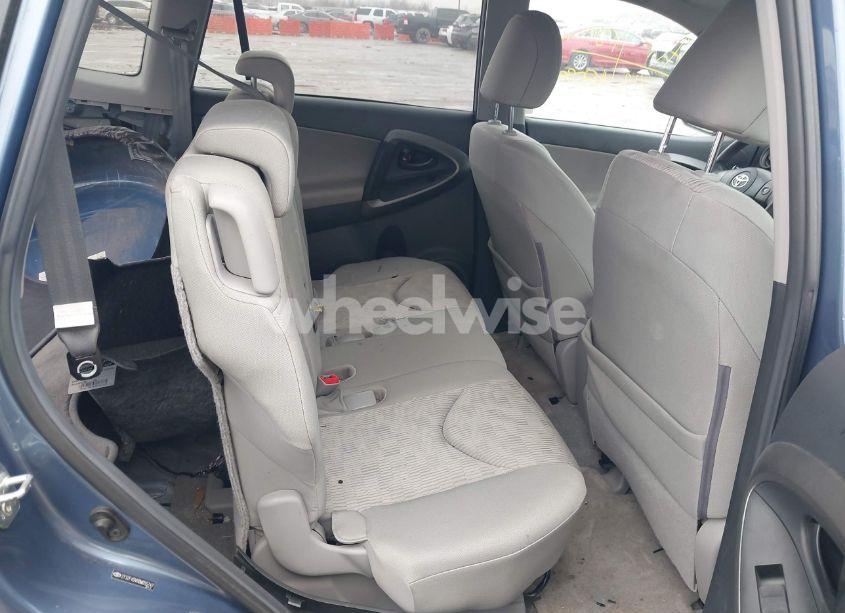 Photo 8 of 2011 Toyota Rav4 (VIN 2T3ZF4DV6BW055747)