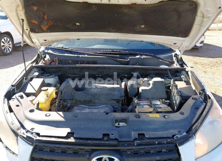 Photo 10 of 2011 Toyota Rav4 (VIN 2T3ZF4DV6BW062696)