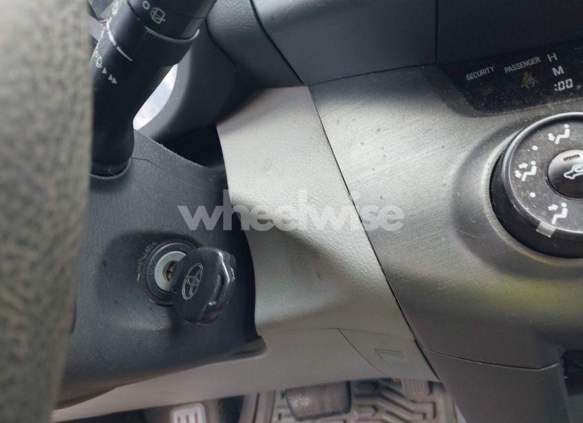 Photo 11 of 2011 Toyota Rav4 (VIN 2T3ZF4DV6BW090031)